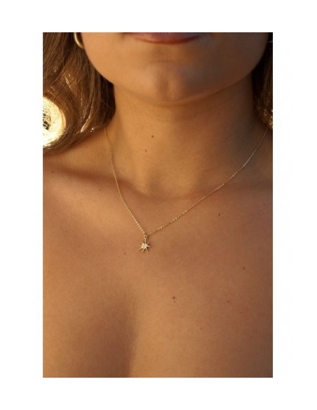 Colgante Oro 1ª Ley Rosa De Los Vientos Esmeralda